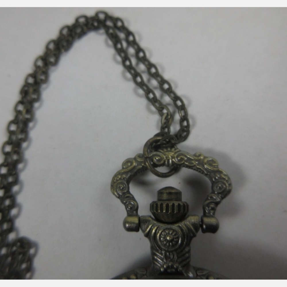 Vintage Paris France Eiffel Tower Travel Metal Pocket Watch - Working! - Picture 5 of 9